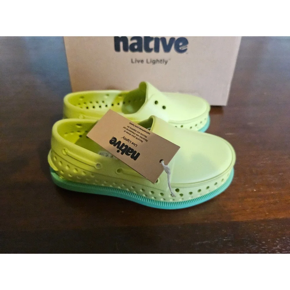 Native Howard Sugarlite Kids C7 Celery Green Slip On Water Shoes 13111400-3116